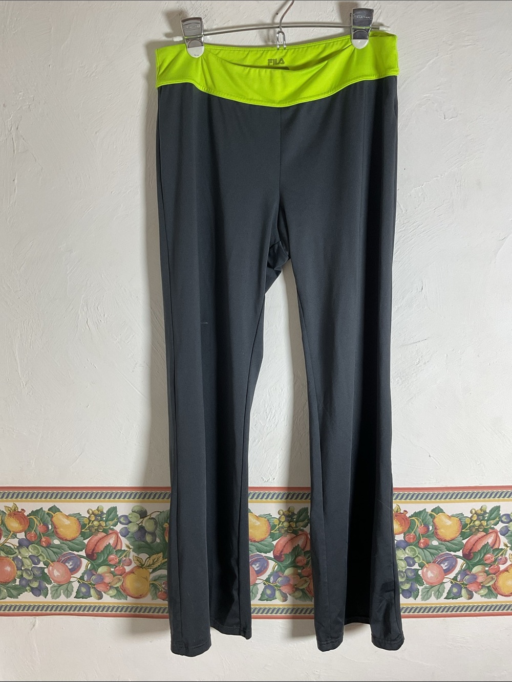 FILA Black & Neon Lime Green Waistband Flare Yoga Pants Size M